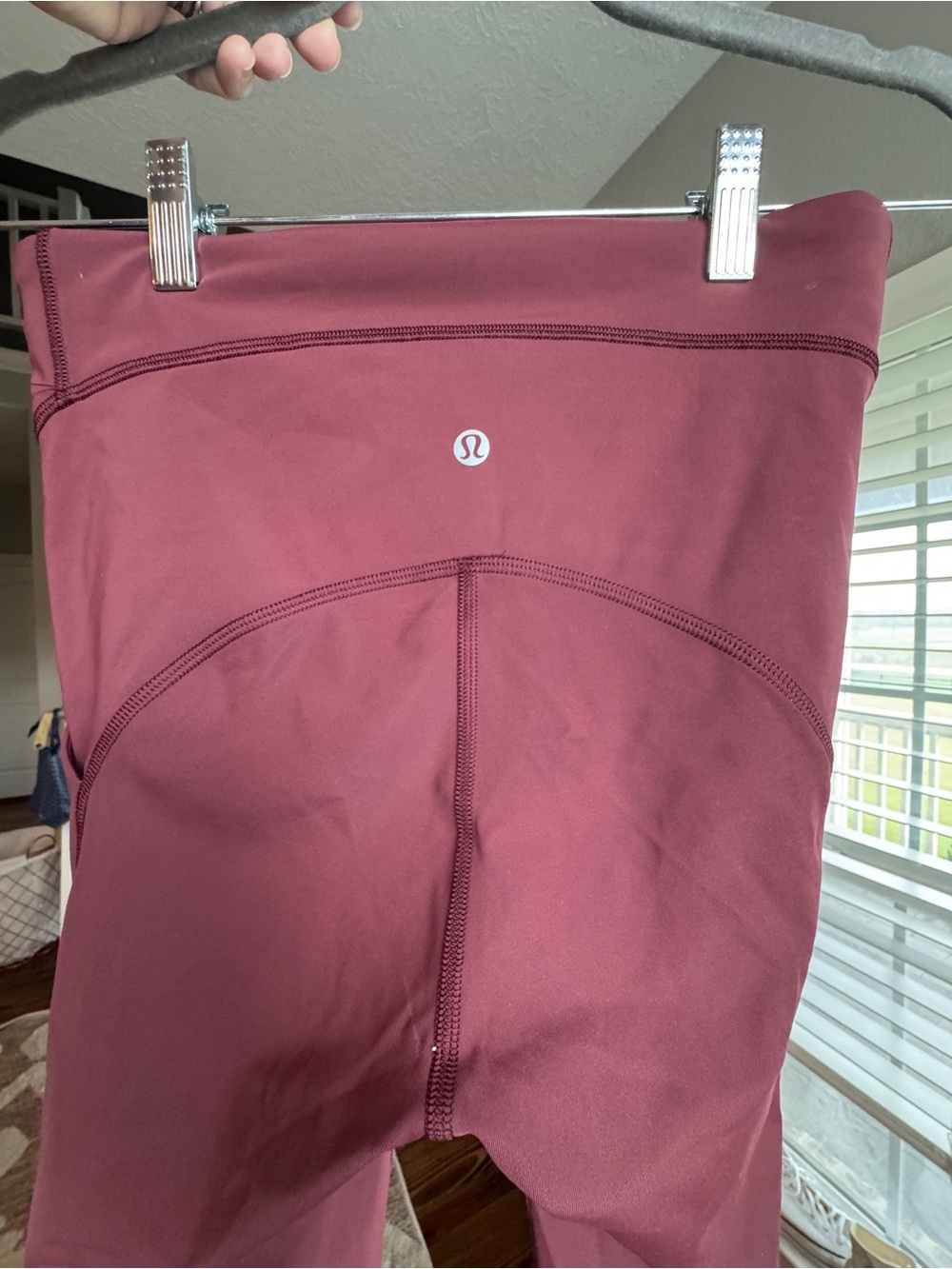 lululemon women’s Wine/Burgundy Leggings